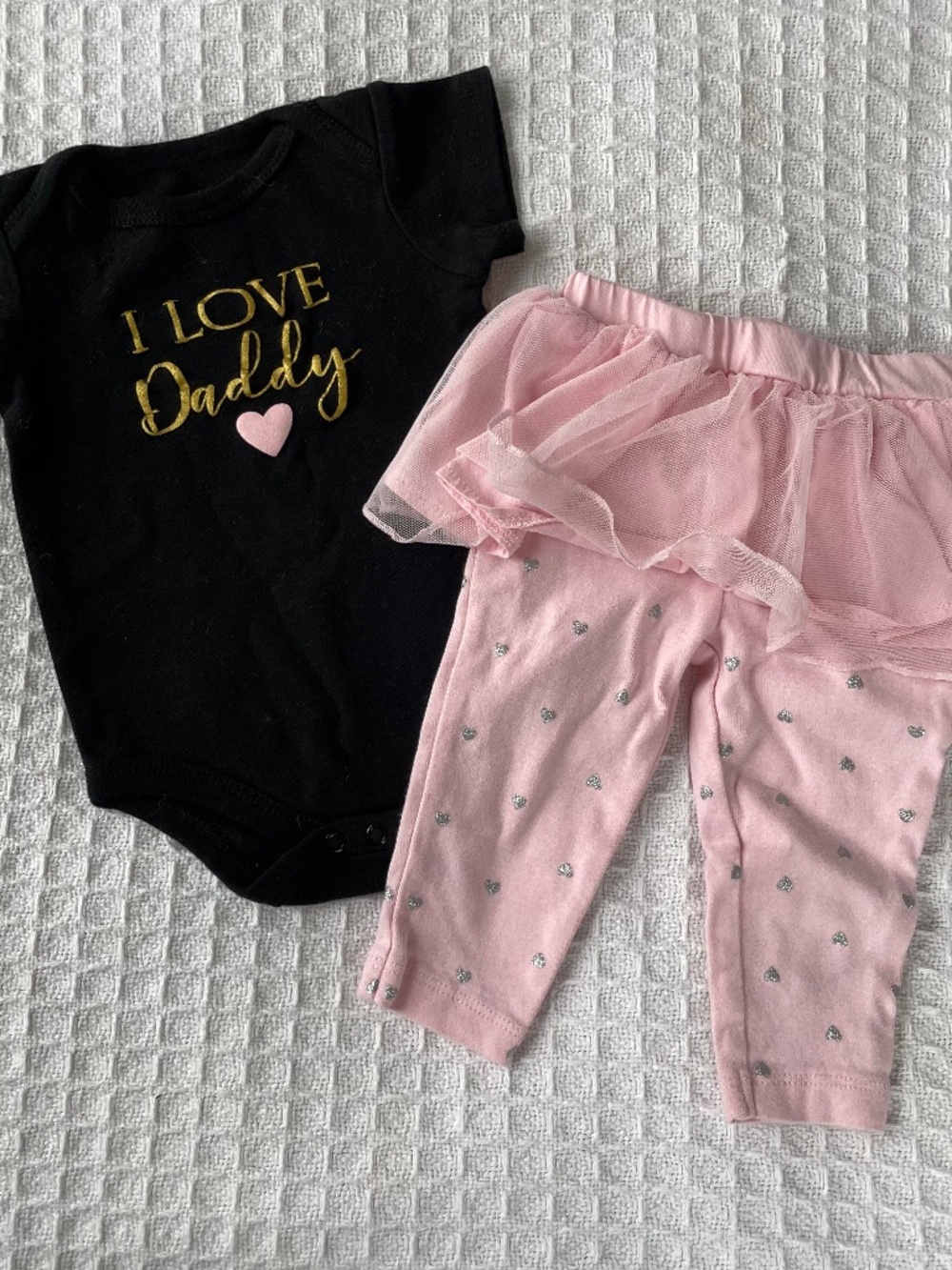 "I love daddy" Matching set Black Onesie w/Tutu leggings - Size 3-6m